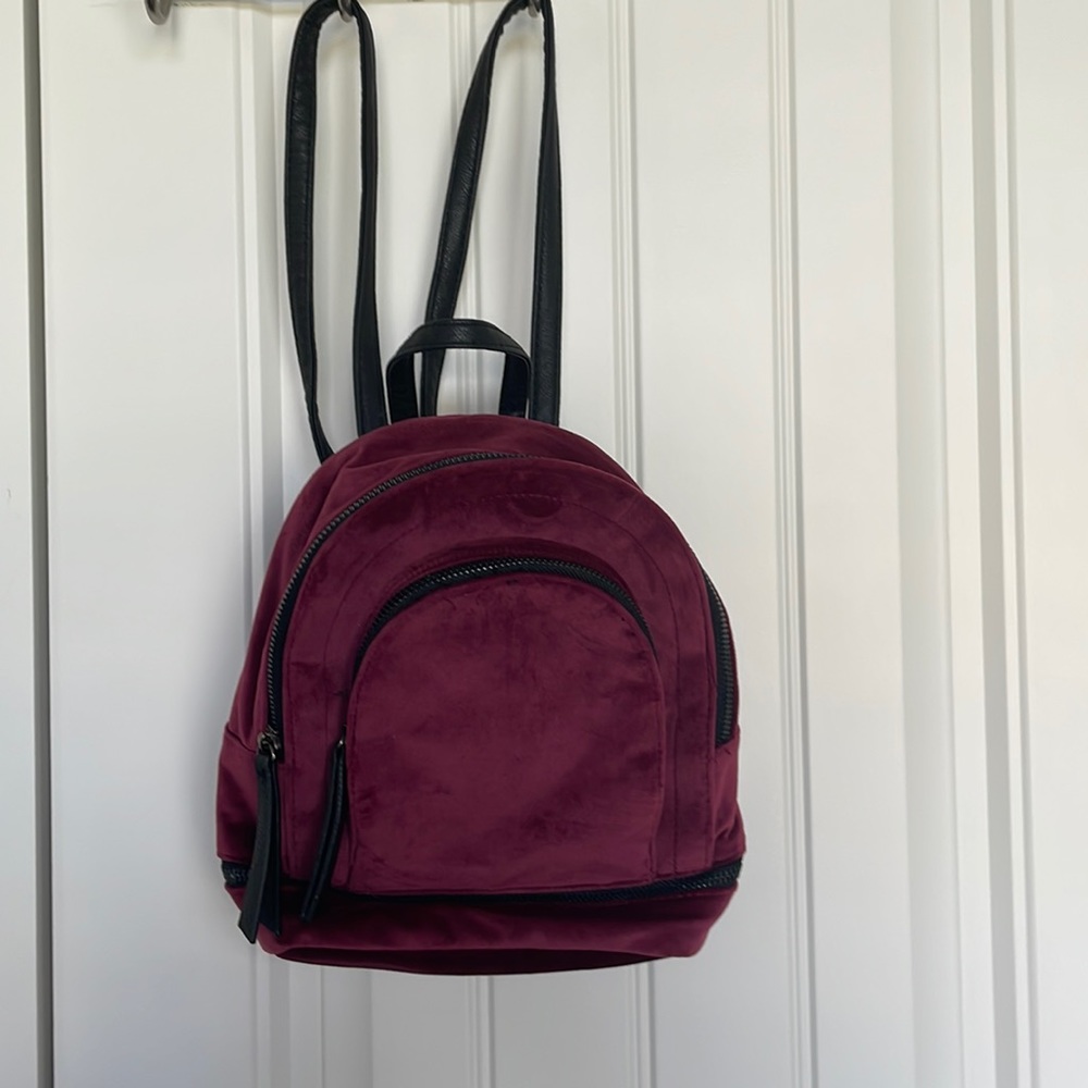🛍️ 3 for $12 MUDD small mini backpack. Soft velvet..very cute! - Picture 3 of 12